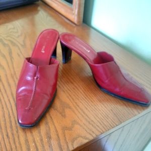 Beautiful Marinelli leather heels! Burgundy-red in colour. 3 inch heels.